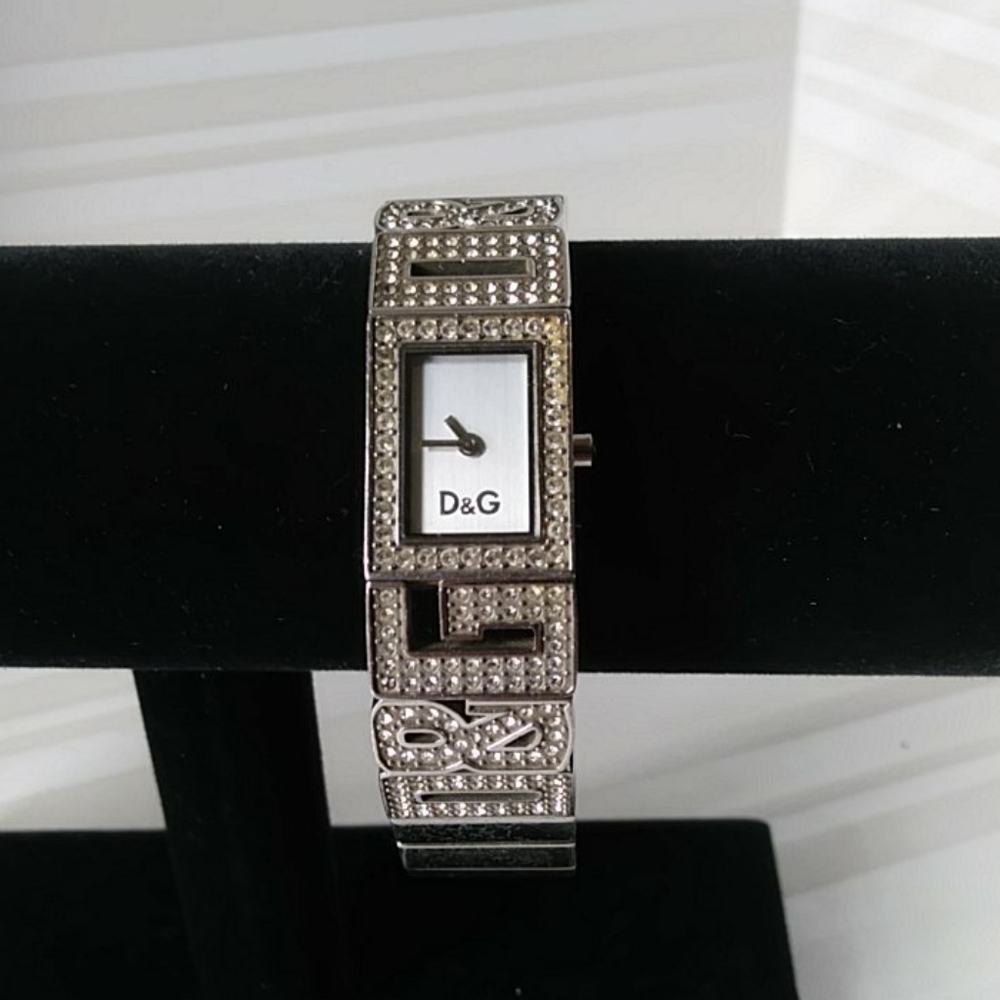 D&G CRYSTAL WATCH 100% AUTHENTIC